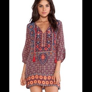 Tolani Dresses - Tolani dress size small Tolani Dresses - Tolani dress size small